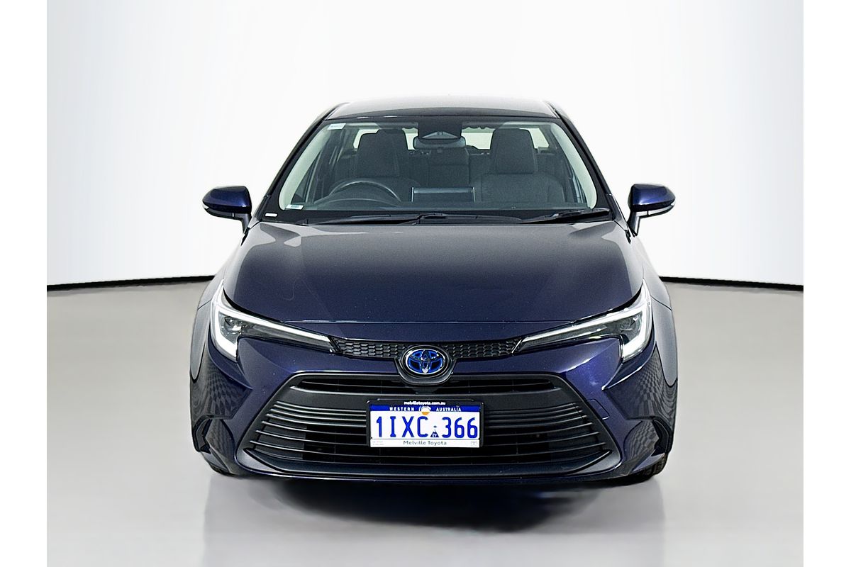 2024 Toyota Corolla Corolla Sedan 1.8L Hyb CVT Ascent Sport