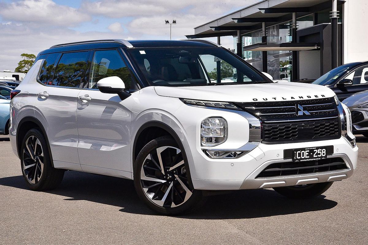 2023 Mitsubishi Outlander Exceed Tourer ZM