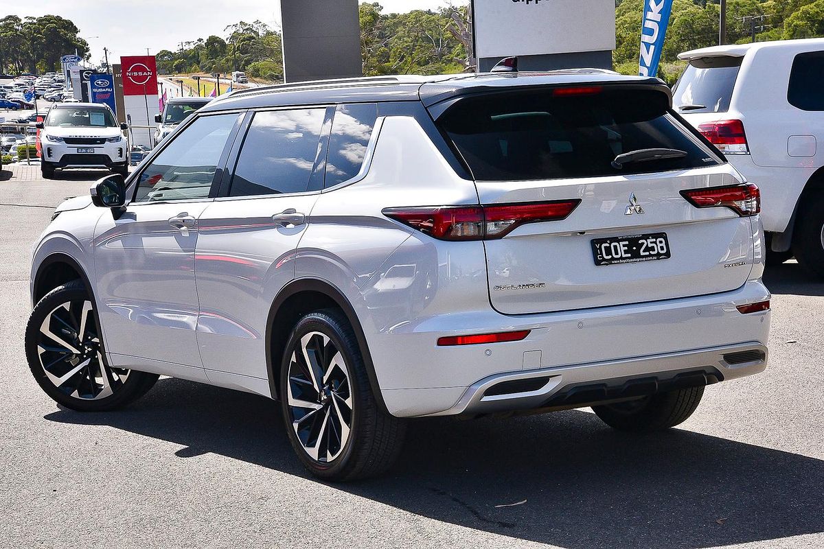 2023 Mitsubishi Outlander Exceed Tourer ZM