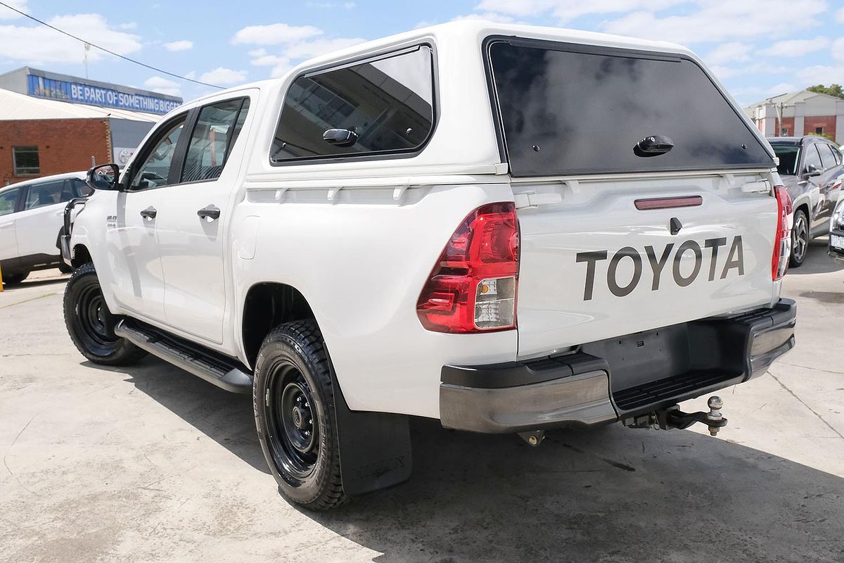 2022 Toyota Hilux SR GUN126R