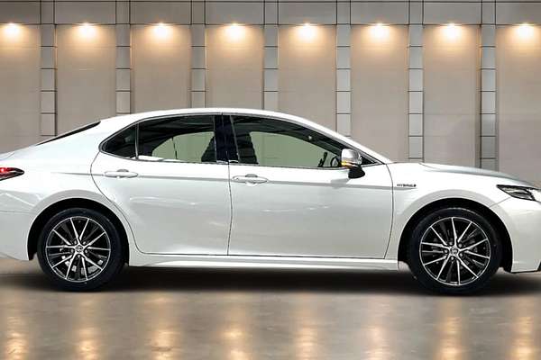 2021 Toyota Camry SL AXVH70R