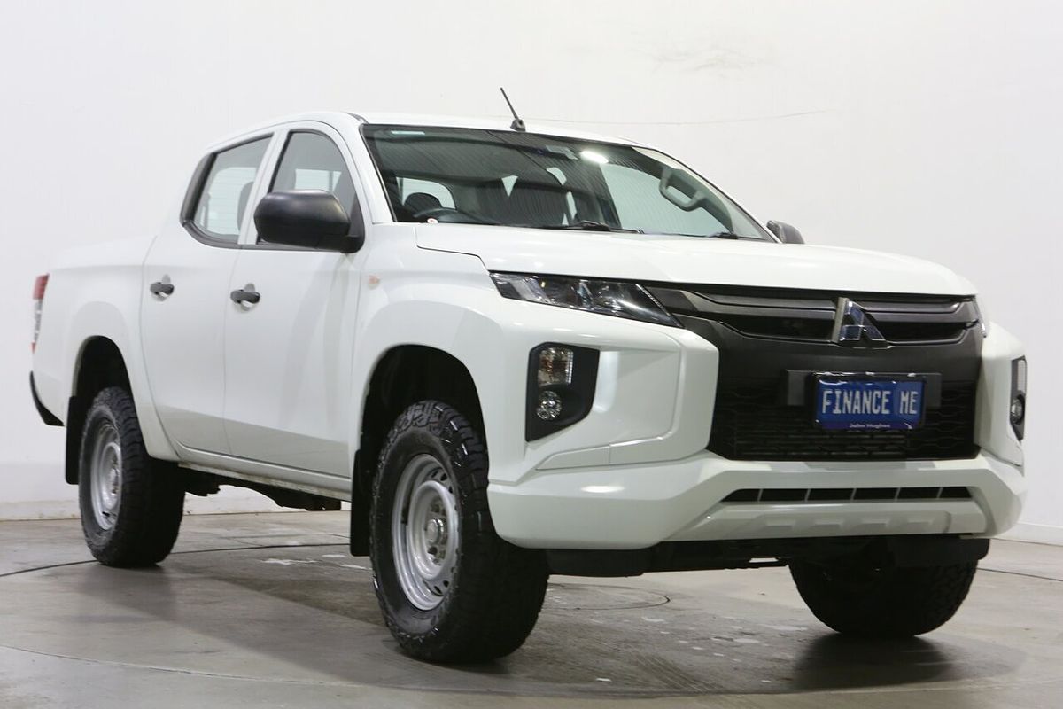 2021 Mitsubishi Triton GLX MR 4X4