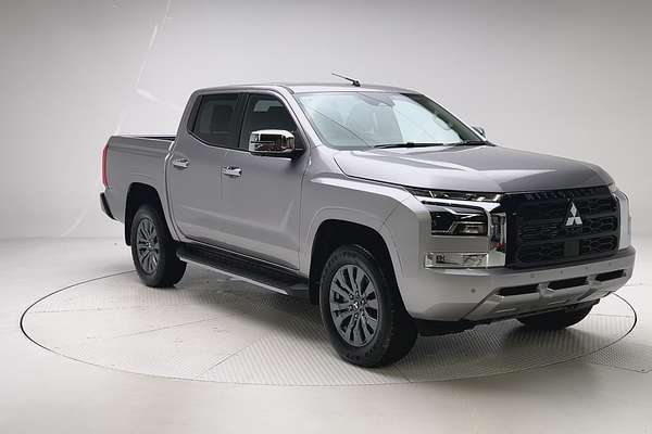 2025 Mitsubishi Triton GLS MV 4X4 thumb-1