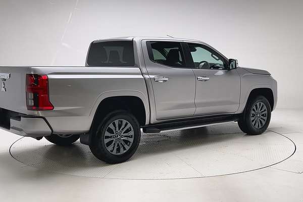 2025 Mitsubishi Triton GLS MV 4X4 thumb-7