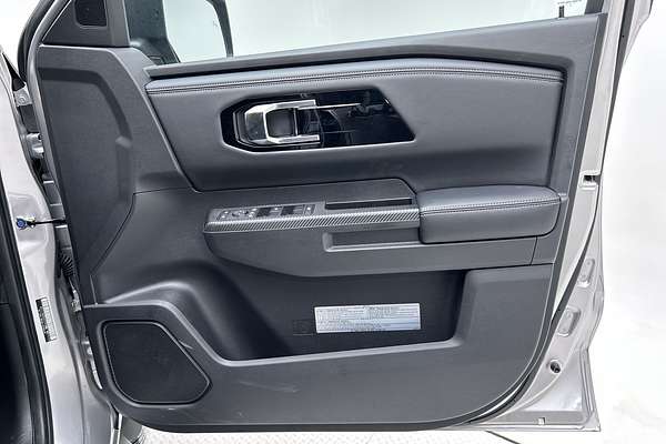 2025 Mitsubishi Triton GLS MV 4X4 thumb-18