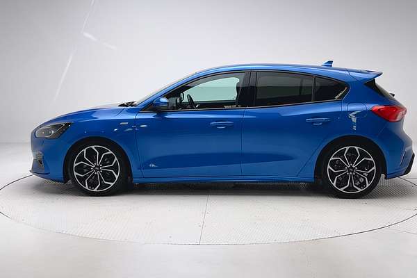 2018 Ford Focus ST-Line SA thumb-4