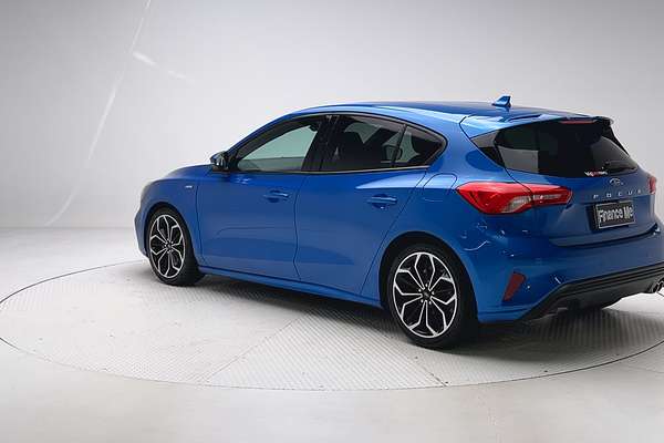 2018 Ford Focus ST-Line SA thumb-5