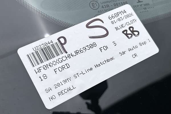 2018 Ford Focus ST-Line SA thumb-23