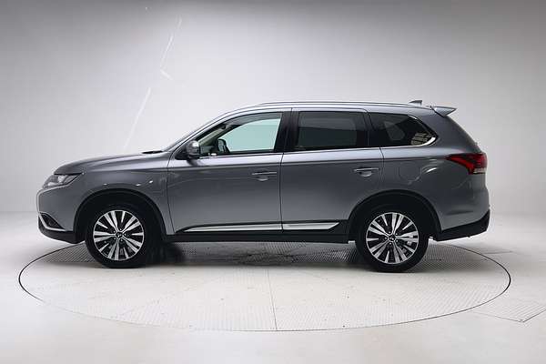 2021 Mitsubishi Outlander LS ZL thumb-8