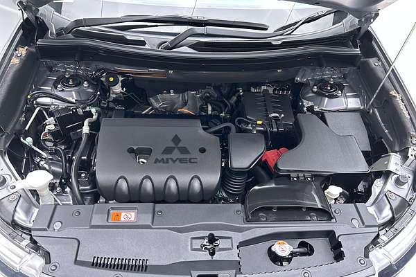 2021 Mitsubishi Outlander LS ZL thumb-10