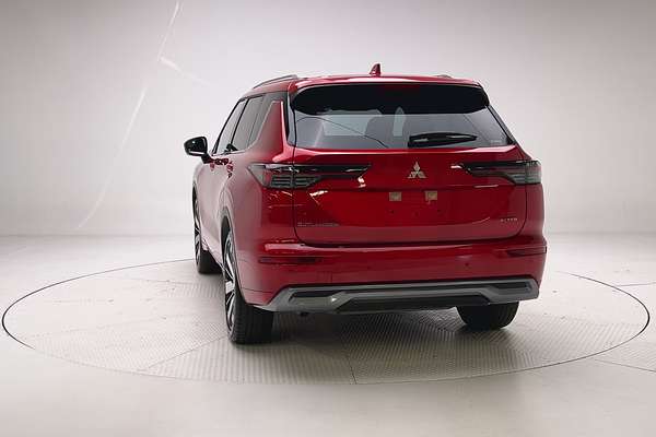 2025 Mitsubishi Outlander Exceed ZM thumb-1