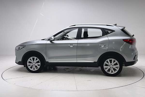 2022 MG ZST Core thumb-7