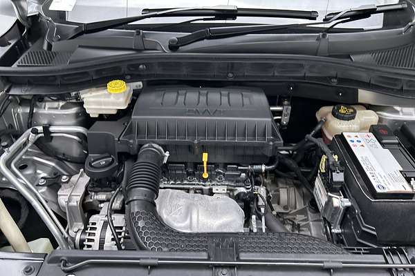 2022 MG ZST Core thumb-10