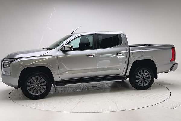 2025 Mitsubishi Triton GLS MV 4X4 thumb-6