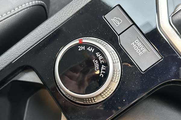 2025 Mitsubishi Triton GLS MV 4X4 thumb-16