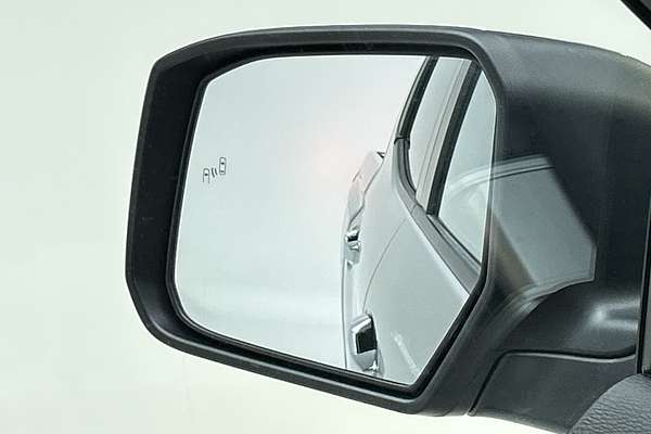 2025 Mitsubishi Triton GLS MV 4X4 thumb-17