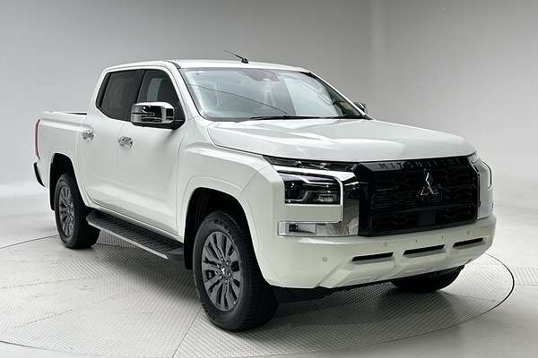 2025 Mitsubishi Triton GLS MV 4X4 thumb-0