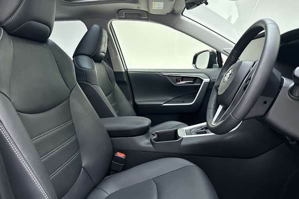 2024 Toyota RAV4 Cruiser AXAH52R thumb-12