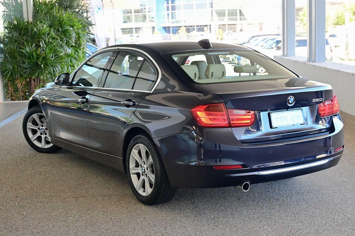 2013 BMW 3 Series 320i F30