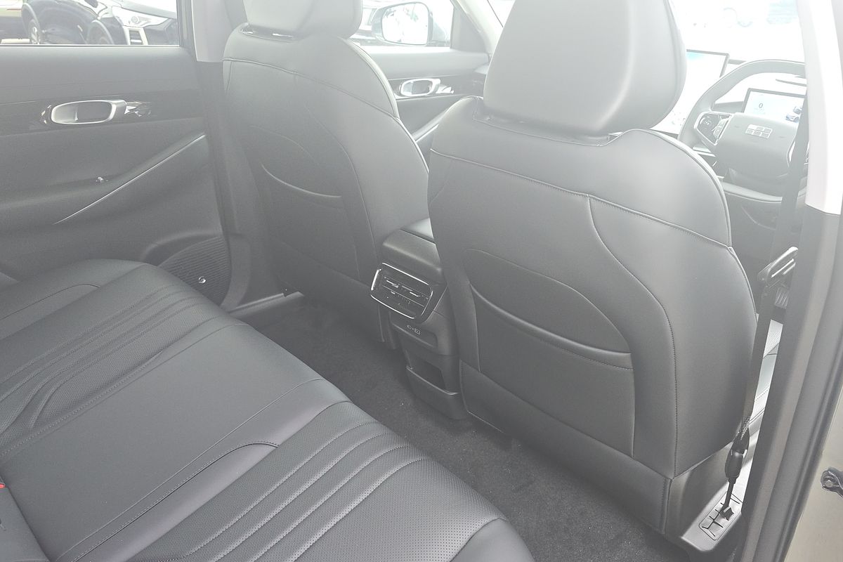 2025 Geely Starray EM-i Inspire P145