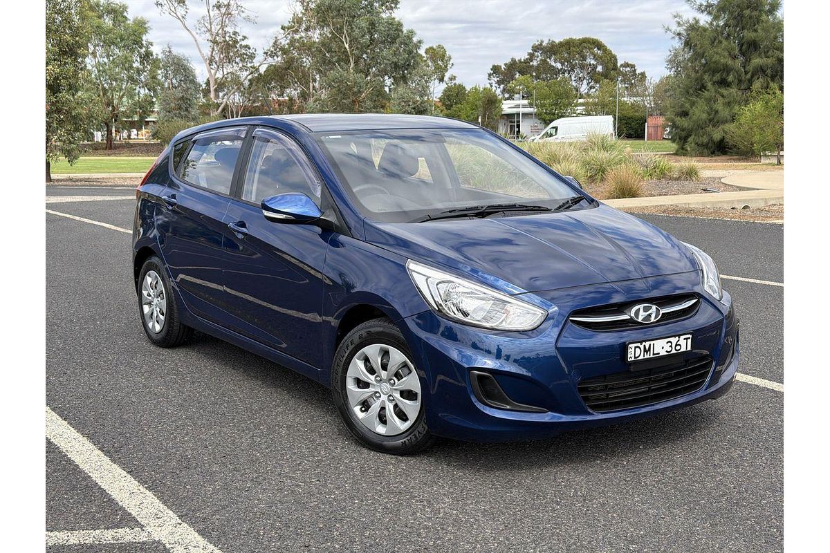 2017 Hyundai Accent Active RB4