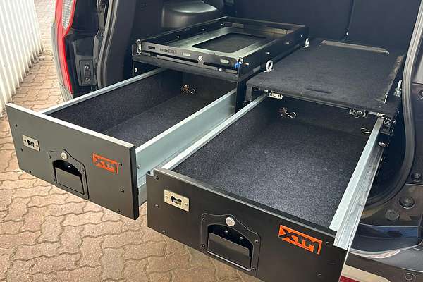 2022 Mitsubishi Pajero Sport GLS QF thumb-12