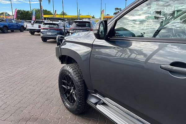 2022 Mitsubishi Pajero Sport GLS QF thumb-19