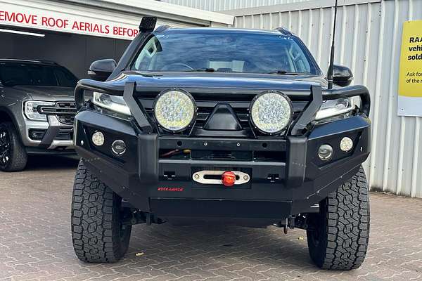 2022 Mitsubishi Pajero Sport GLS QF thumb-22