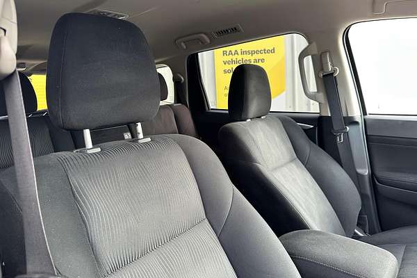 2022 Mitsubishi Pajero Sport GLS QF thumb-24