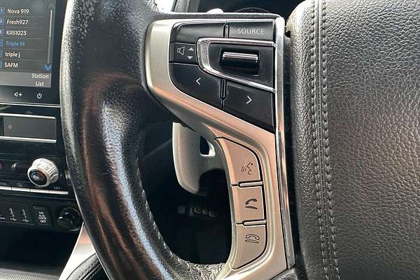 2022 Mitsubishi Pajero Sport GLS QF thumb-31