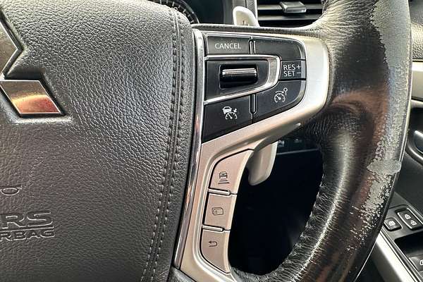 2022 Mitsubishi Pajero Sport GLS QF thumb-32