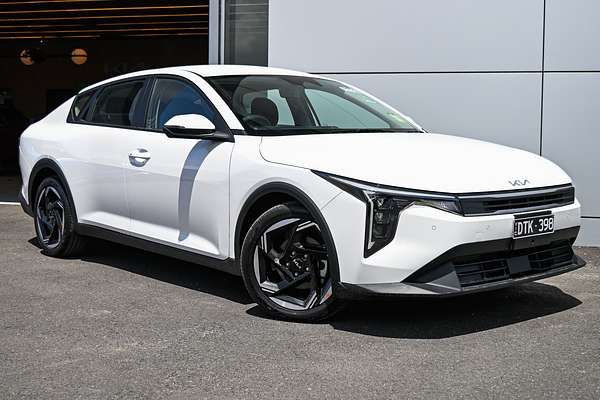 2025 Kia K4 Sport CL4m