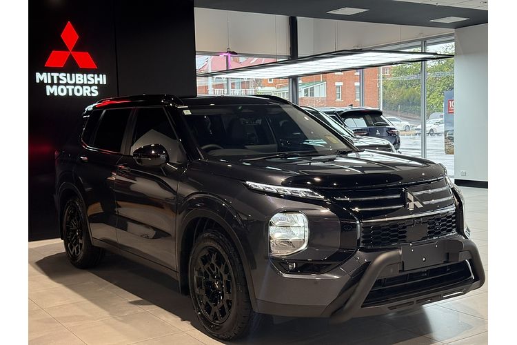 2025 Mitsubishi Outlander LS ZM