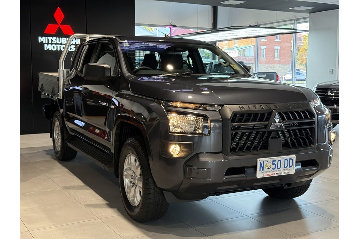 2025 Mitsubishi MV Triton GLX+ 2.4L D 6AT 4X4 DC CC
