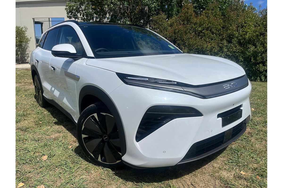 2025 BYD SEALION 8 Premium AWD