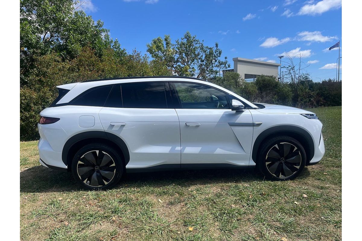 2025 BYD SEALION 8 Premium AWD