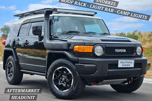 2012 Toyota FJ Cruiser  GSJ15R