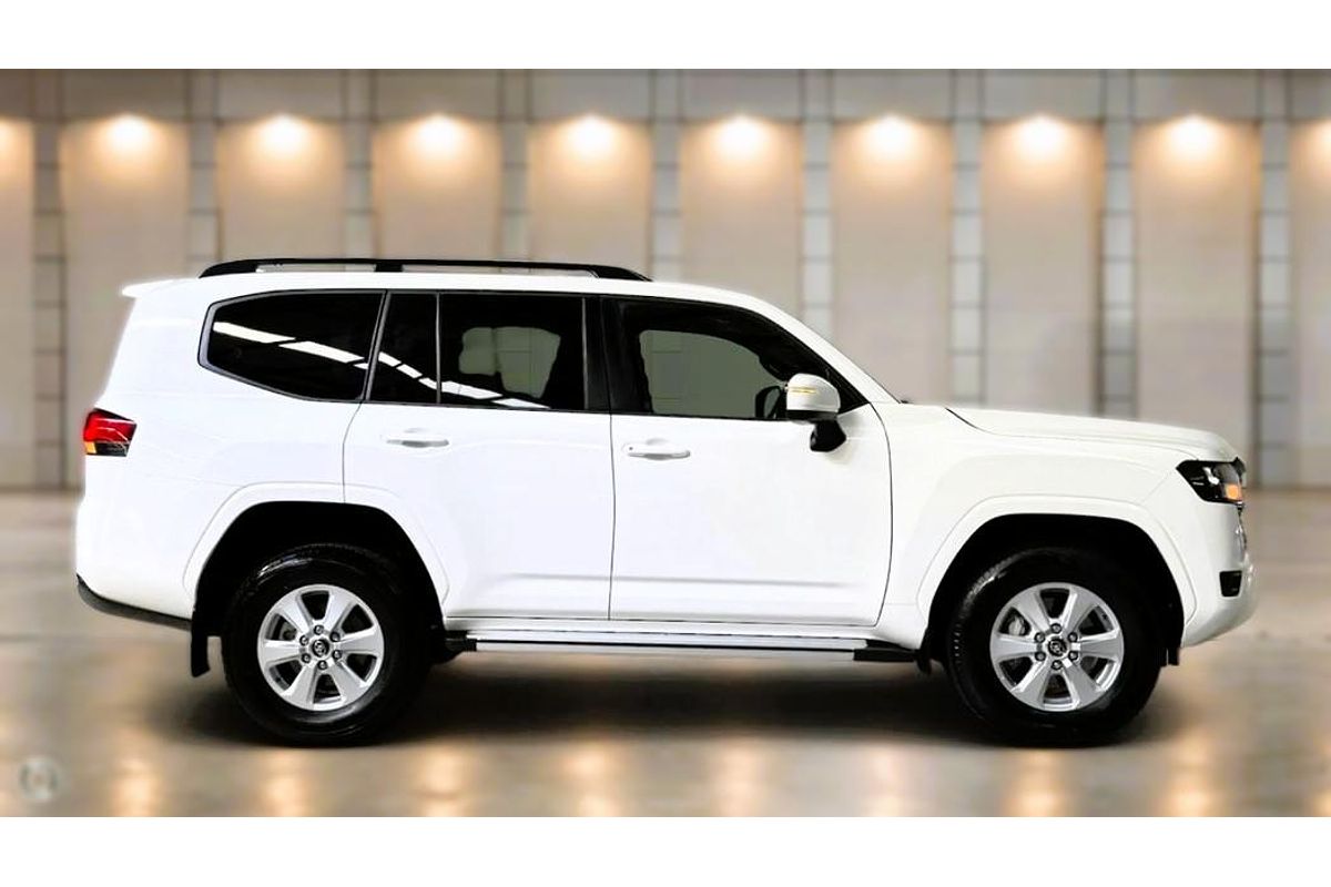 2024 Toyota Landcruiser GXL FJA300R