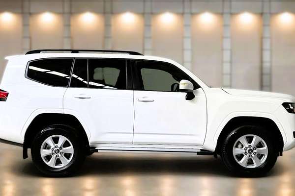 2024 Toyota Landcruiser GXL FJA300R