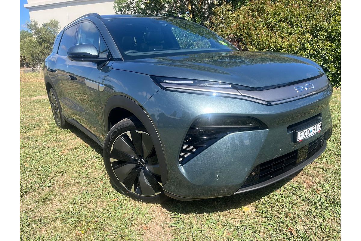 2025 BYD SEALION 8 Premium AWD