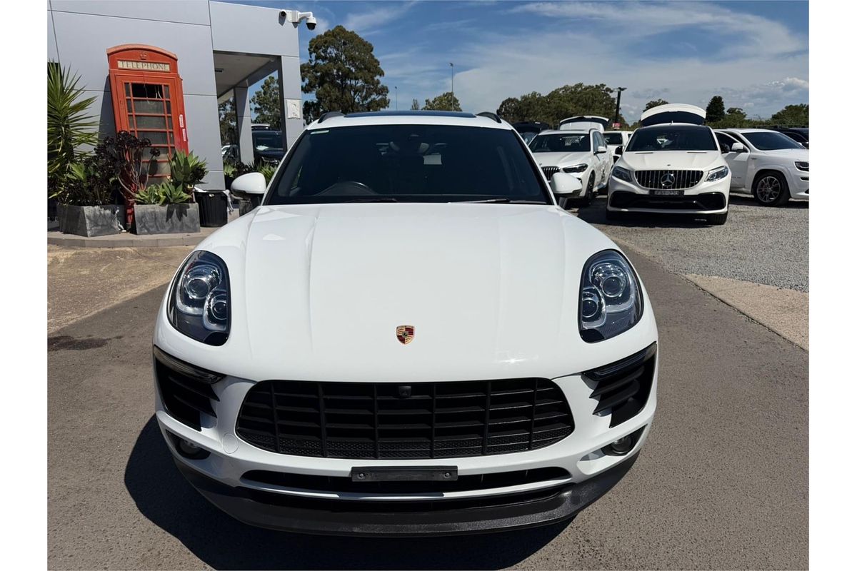 2018 Porsche Macan 95B
