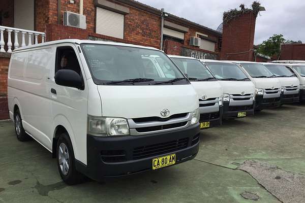2008 Toyota Hiace LWB TRH201R MY07 UPGRADE
