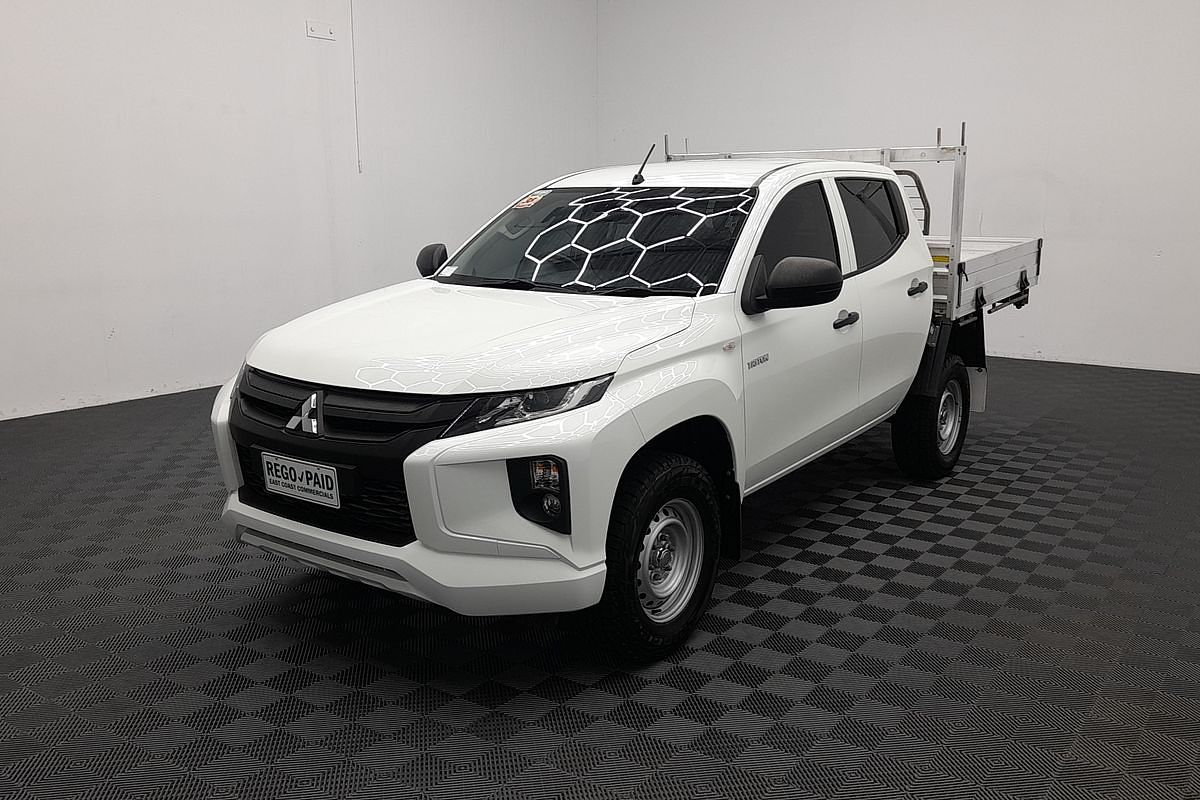 2022 Mitsubishi Triton GLX MR 4X4