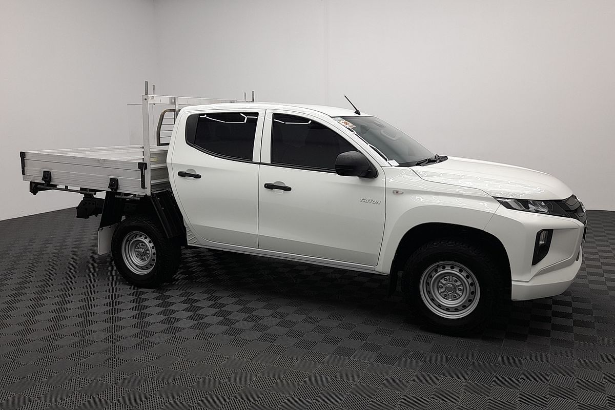 2022 Mitsubishi Triton GLX MR 4X4