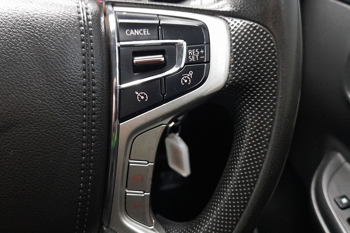 2022 Mitsubishi Triton GLX MR 4X4