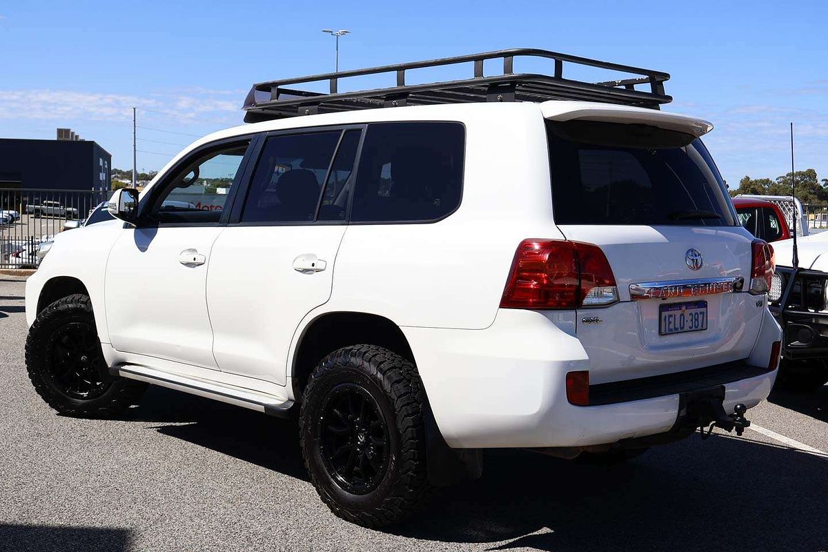 2014 Toyota Landcruiser GXL VDJ200R