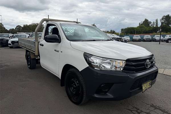 2016 Toyota Hilux Workmate GUN122R Rear Wheel Drive
