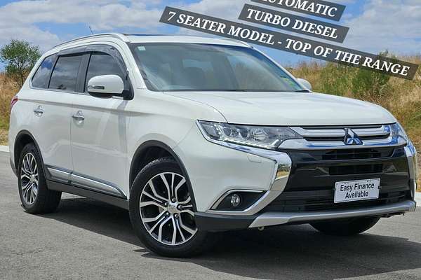 2015 Mitsubishi Outlander Exceed ZK