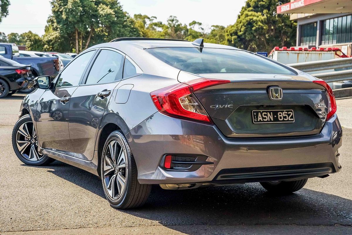 2018 Honda Civic VTi-LX 10th Gen