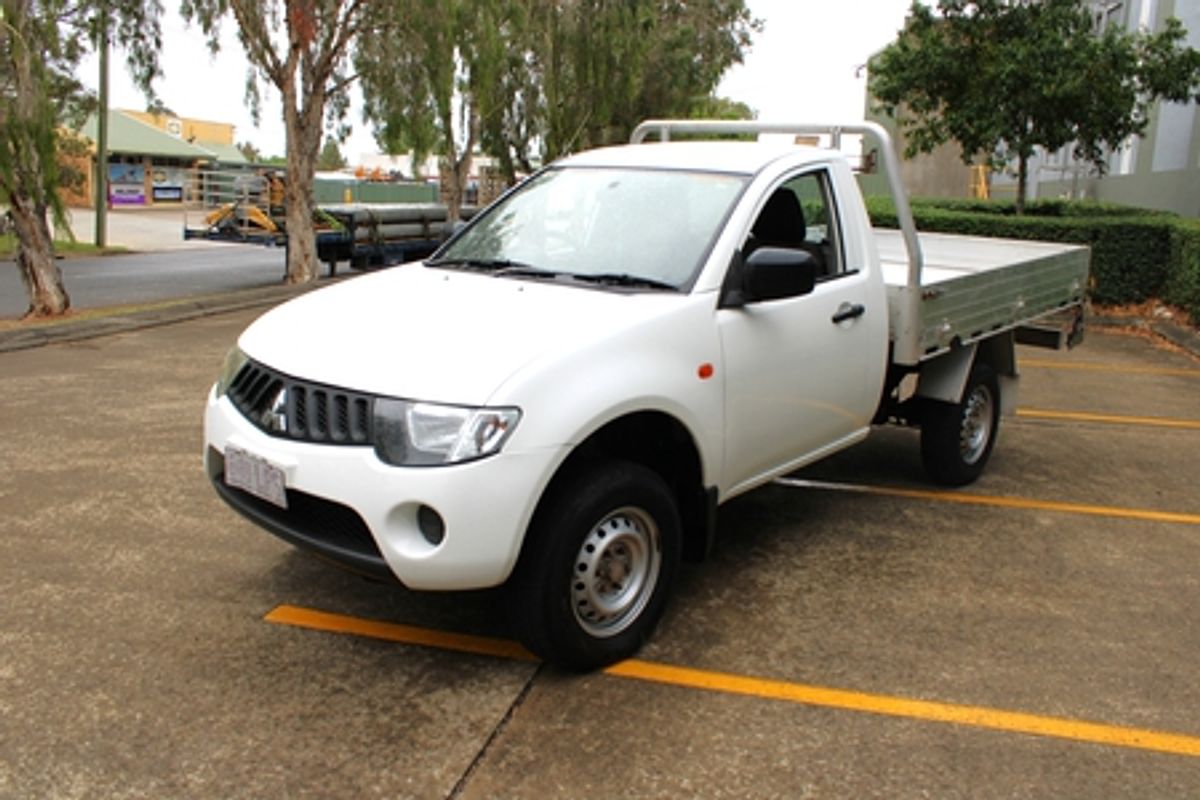 2009 Mitsubishi Triton GLX ML Rear Wheel Drive